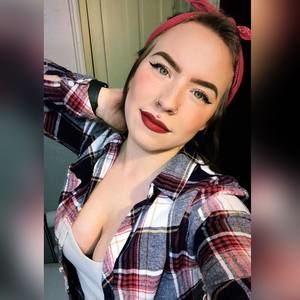 Meet your Posher, Glenna